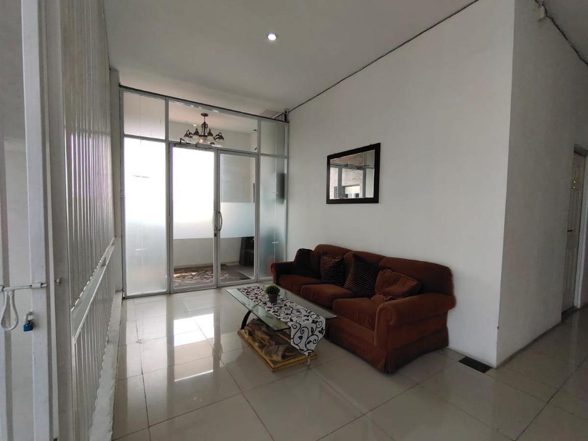 Fuji Residence Jakarta Exterior foto